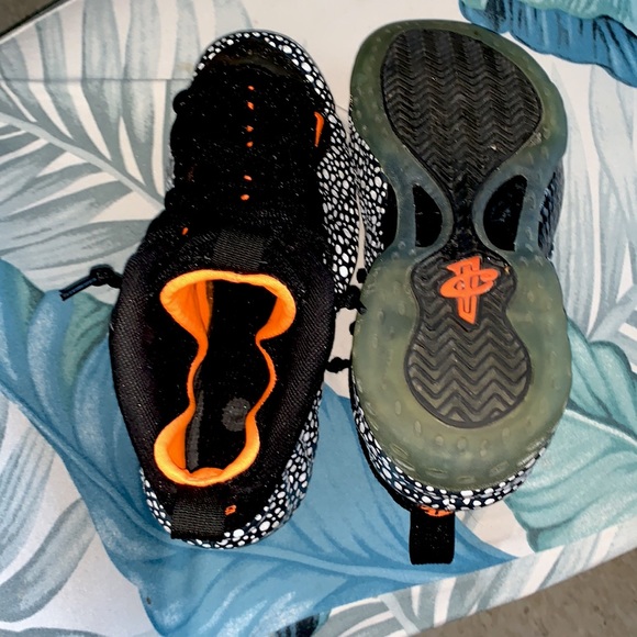 Nike air foamposite one prm “safari” selling them because I don’t use them - Picture 2 of 3